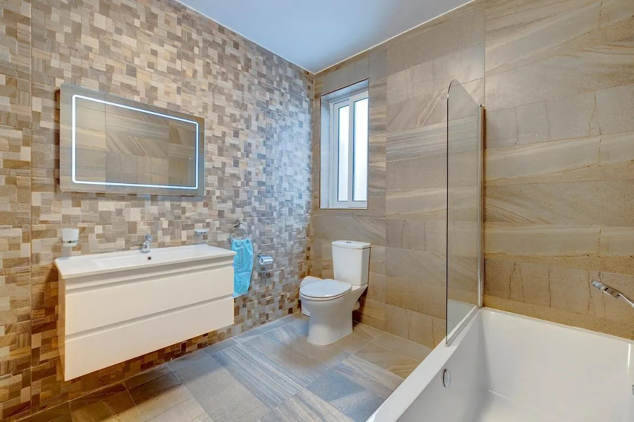 Modern 2Br Apartment In Central St Julian'S Saint Julian's