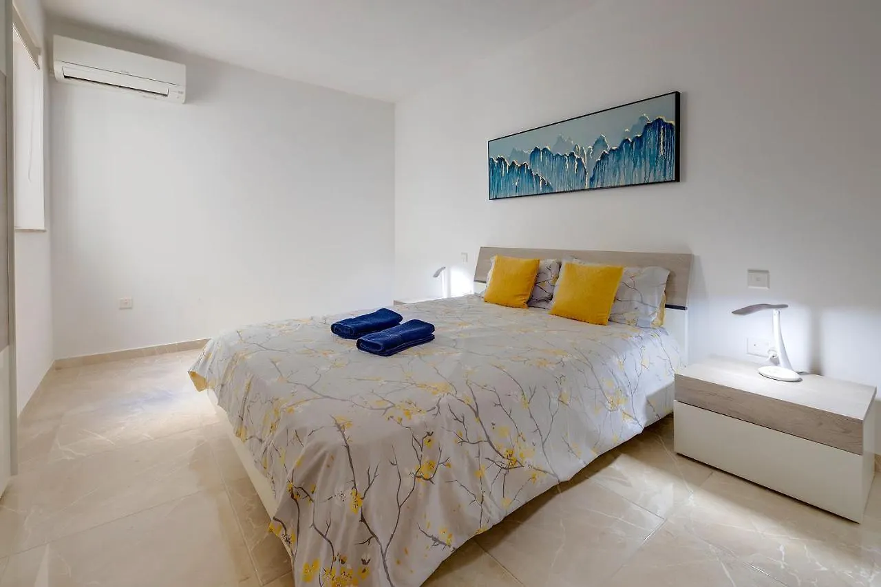 Modern 2Br Apartment In Central St Julian'S Saint Julian's